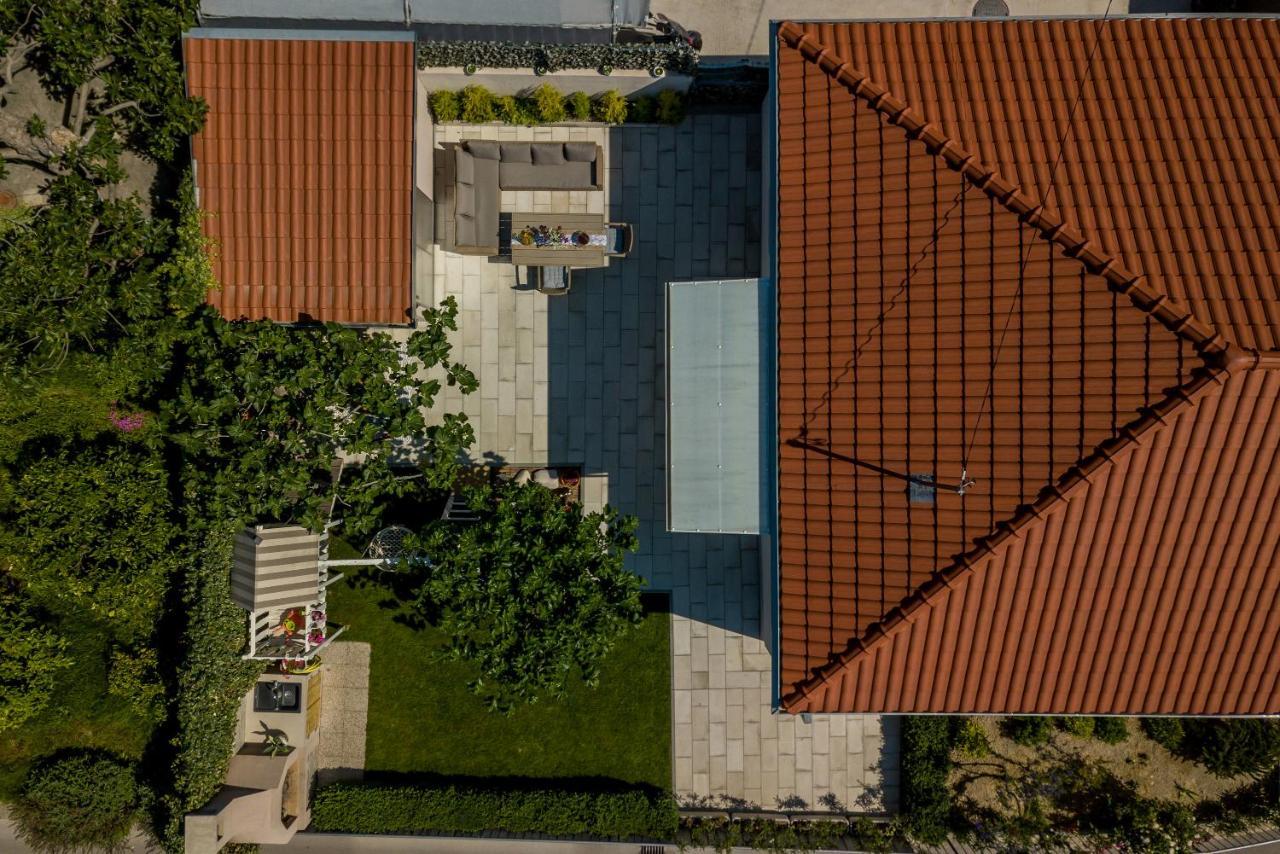 Villa Katess With Heated Pool 斯普利特 外观 照片